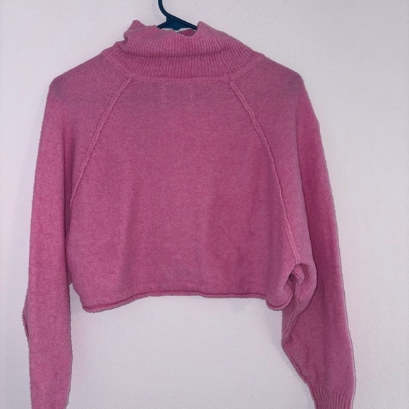 Urban Outfitters Crop Pink Turtleneck Sweater - Picture 10 of 11